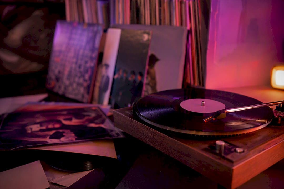 Play a 10-Question 80s Music Quiz Right Now